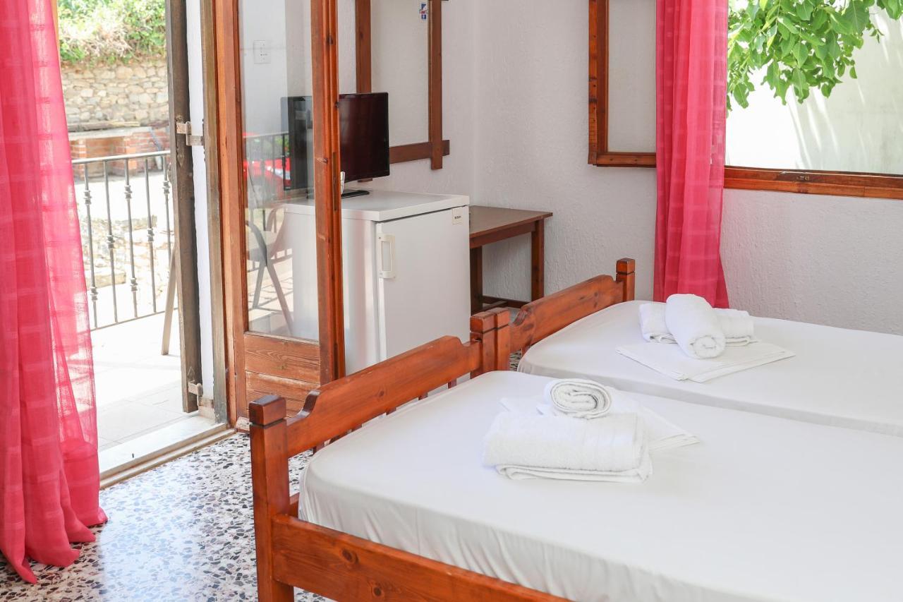 Fotini Rooms Скопелос Экстерьер фото